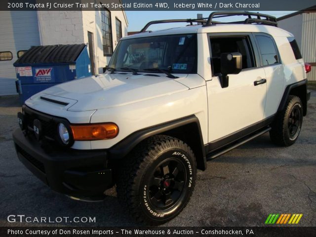 2008 Toyota FJ Cruiser Trail Teams Special Edition 4WD in Iceberg White