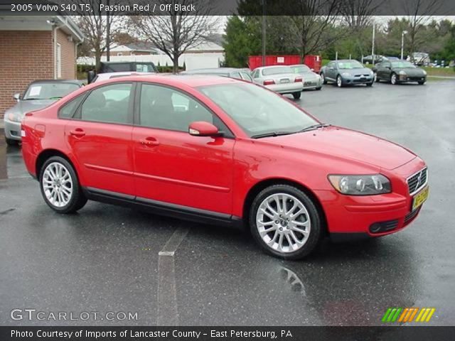 2005 Volvo S40 T5 in Passion Red