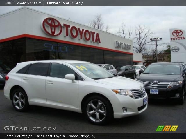 2009 Toyota Venza V6 in Blizzard Pearl