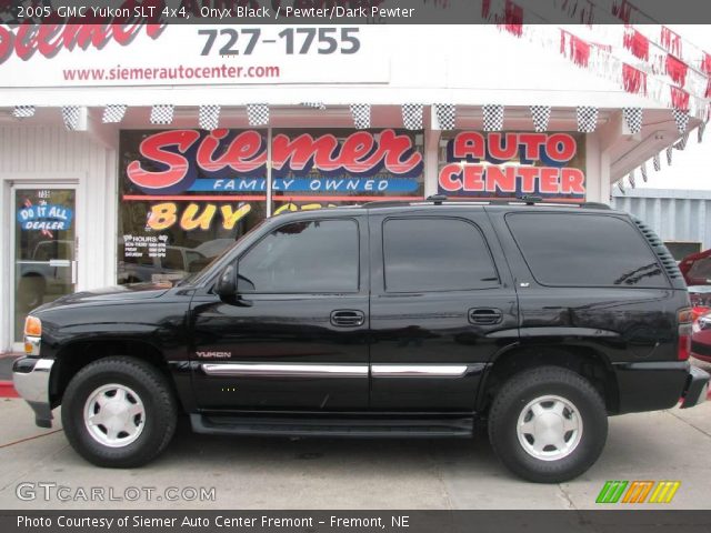 2005 GMC Yukon SLT 4x4 in Onyx Black