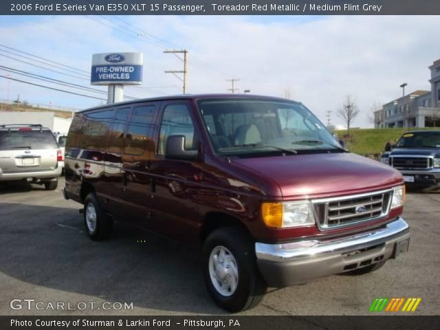 2006 Ford E Series Van E350 XLT 15 Passenger in Toreador Red Metallic