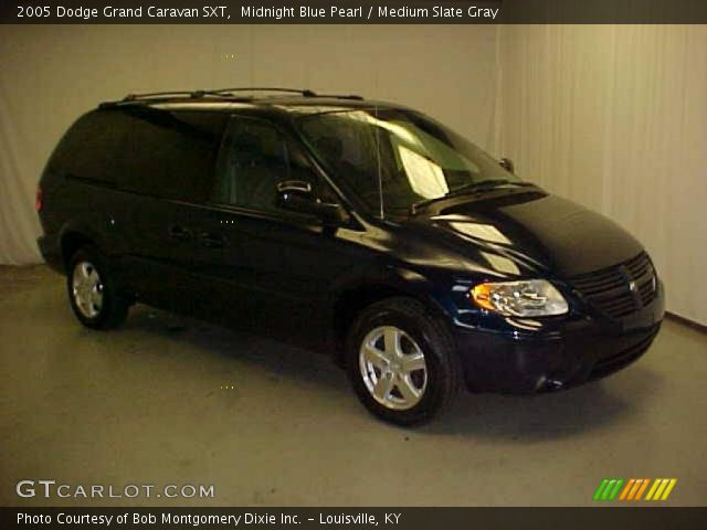 2005 Dodge Grand Caravan SXT in Midnight Blue Pearl