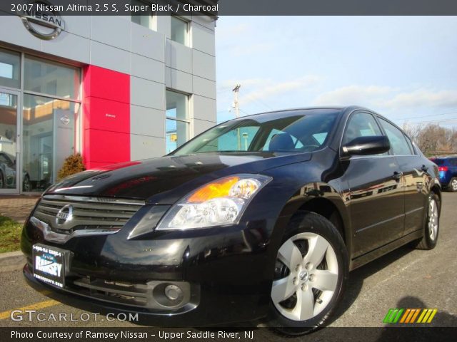 2007 Nissan Altima 2.5 S in Super Black