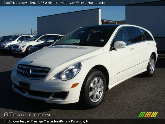 2007 Mercedes-Benz R 350 4Matic in Alabaster White