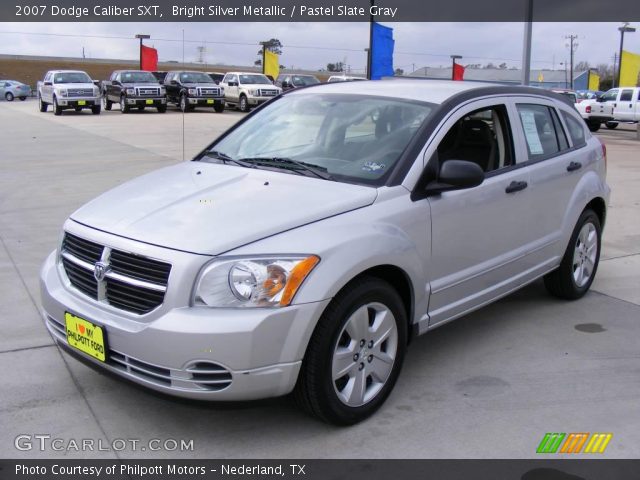 2007 Dodge Caliber SXT in Bright Silver Metallic