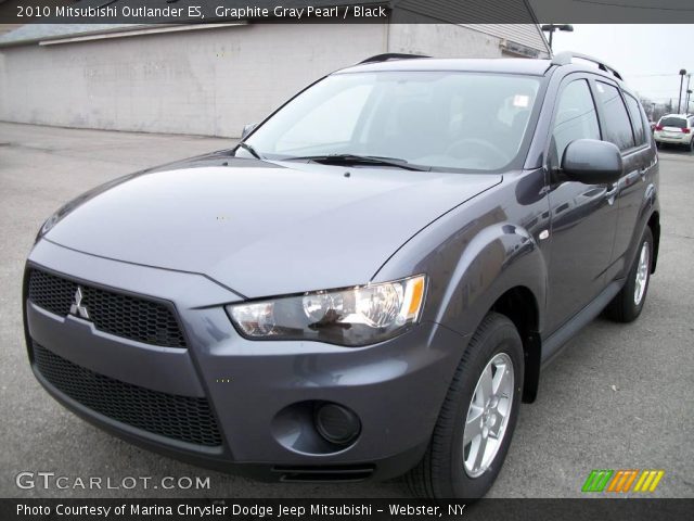 2010 Mitsubishi Outlander ES in Graphite Gray Pearl