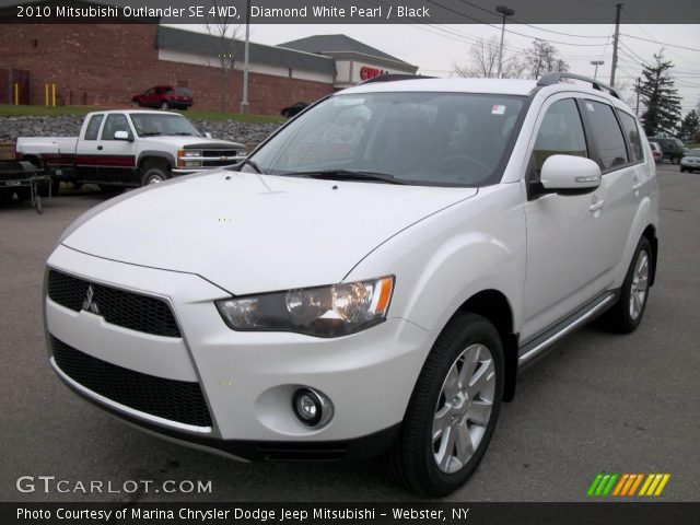 2010 Mitsubishi Outlander SE 4WD in Diamond White Pearl