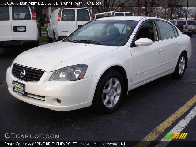 2006 Nissan Altima 2.5 S in Satin White Pearl