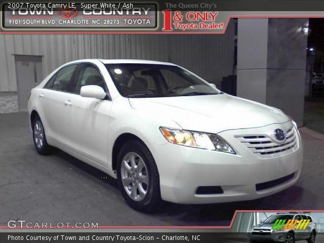2007 Toyota Camry LE in Super White