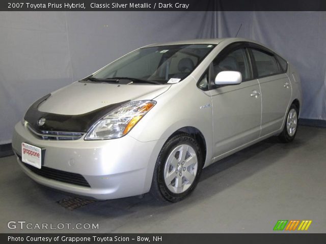 2007 Toyota Prius Hybrid in Classic Silver Metallic