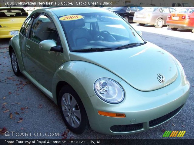 2008 Volkswagen New Beetle S Coupe in Gecko Green