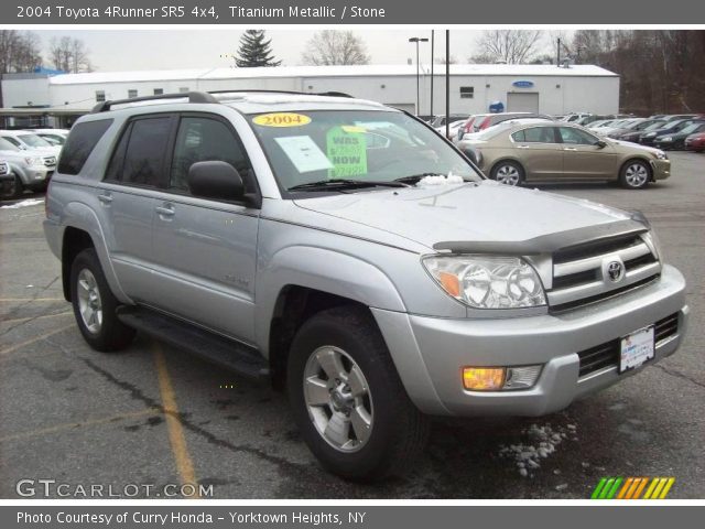 2004 Toyota 4Runner SR5 4x4 in Titanium Metallic