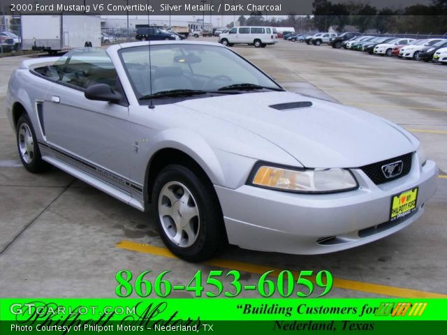 2000 Ford Mustang V6 Convertible in Silver Metallic