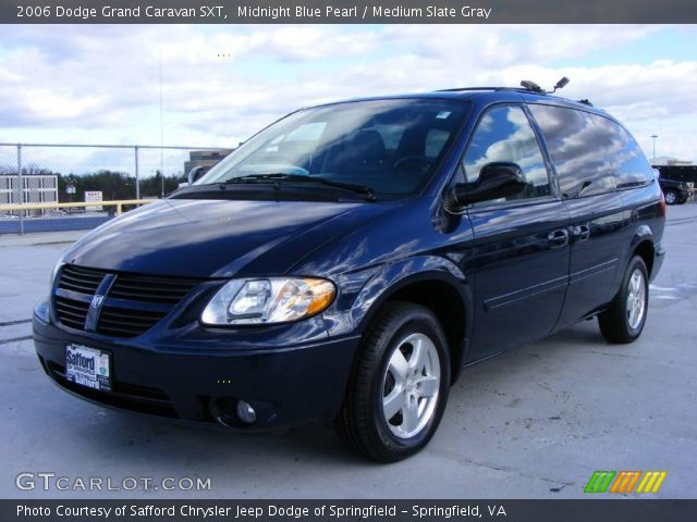 2006 Dodge Grand Caravan SXT in Midnight Blue Pearl