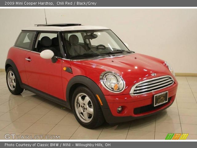 2009 Mini Cooper Hardtop in Chili Red