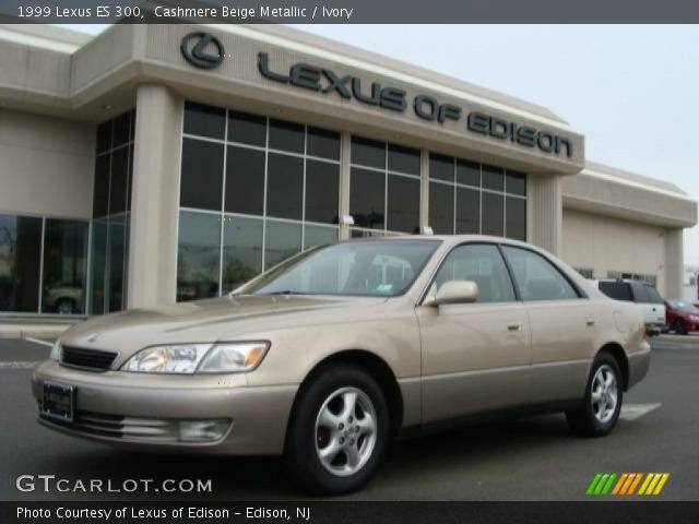 1999 Lexus ES 300 in Cashmere Beige Metallic
