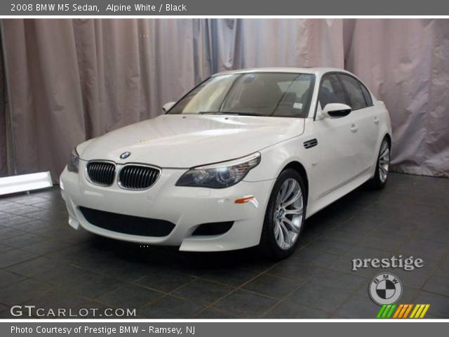 2008 BMW M5 Sedan in Alpine White
