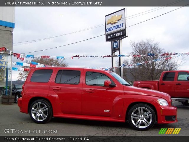2009 Chevrolet HHR SS in Victory Red