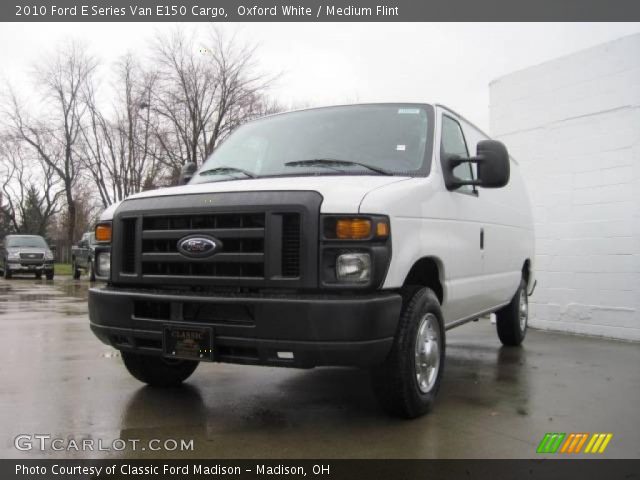2010 Ford E Series Van E150 Cargo in Oxford White