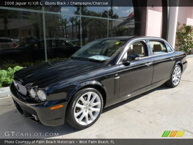 2008 Jaguar XJ XJ8 L in Ebony Black