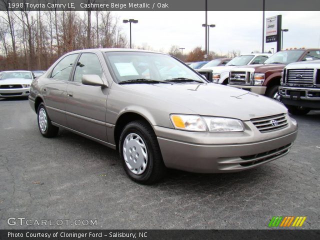 1998 Toyota Camry LE in Cashmere Beige Metallic