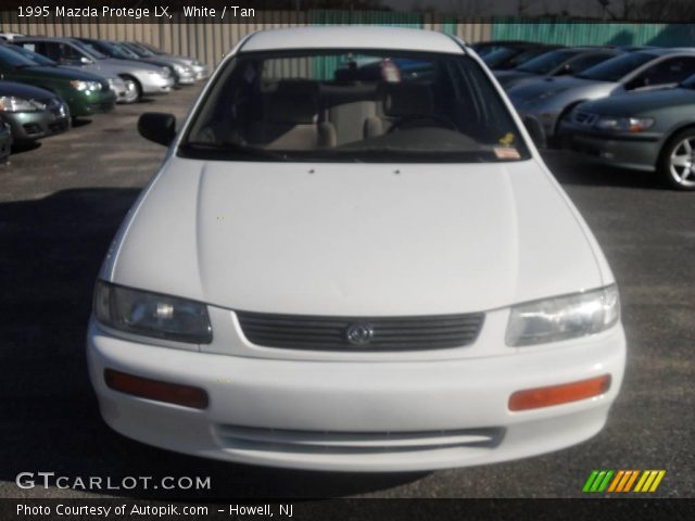 1995 Mazda Protege LX in White