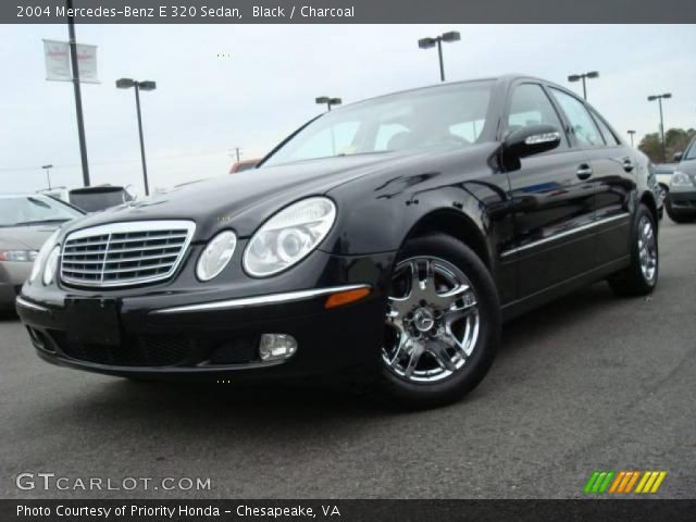 2004 Mercedes-Benz E 320 Sedan in Black