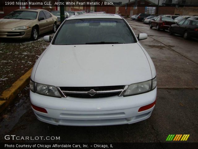 1998 Nissan Maxima GLE in Arctic White Pearl Metallic