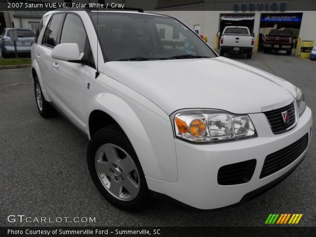 2007 Saturn VUE V6 in Polar White