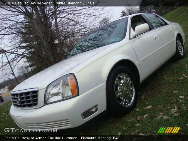 2004 Cadillac DeVille Sedan in White Diamond