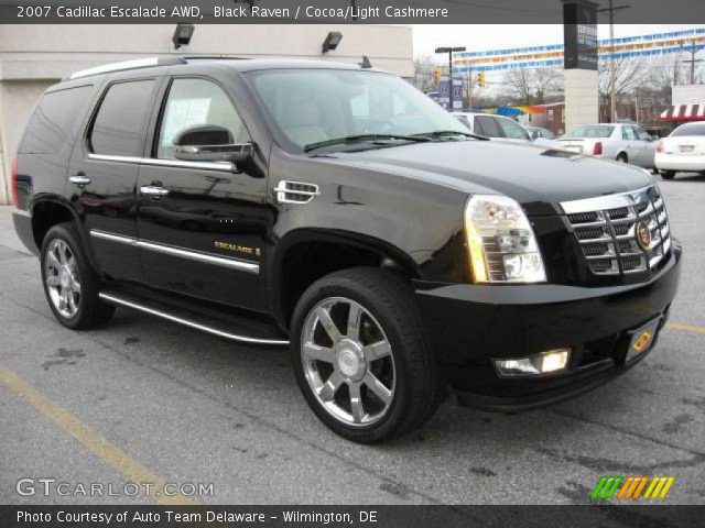 2007 Cadillac Escalade AWD in Black Raven