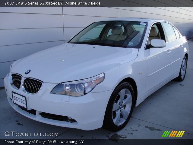 2007 BMW 5 Series 530xi Sedan in Alpine White