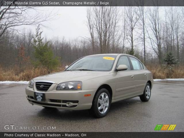 2005 Hyundai Elantra GLS Sedan in Champagne Metallic