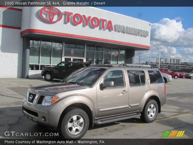2005 Nissan Pathfinder SE 4x4 in Granite Metallic