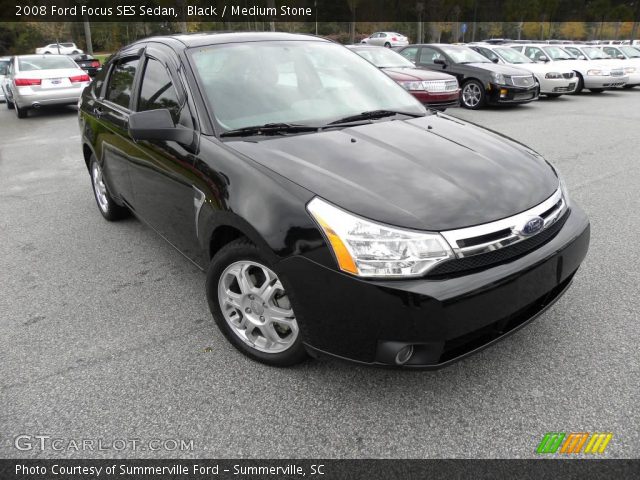 2008 Ford Focus SES Sedan in Black