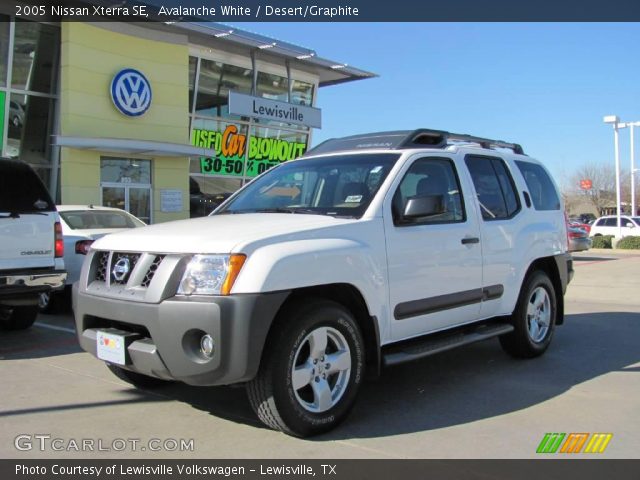 2005 Nissan Xterra SE in Avalanche White