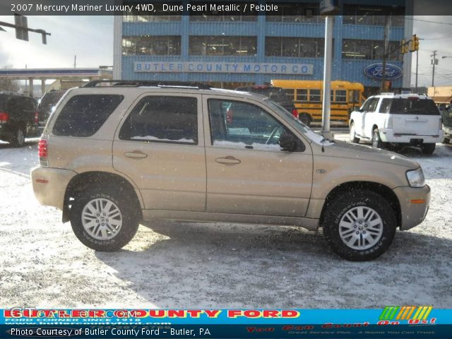 2007 Mercury Mariner Luxury 4WD in Dune Pearl Metallic
