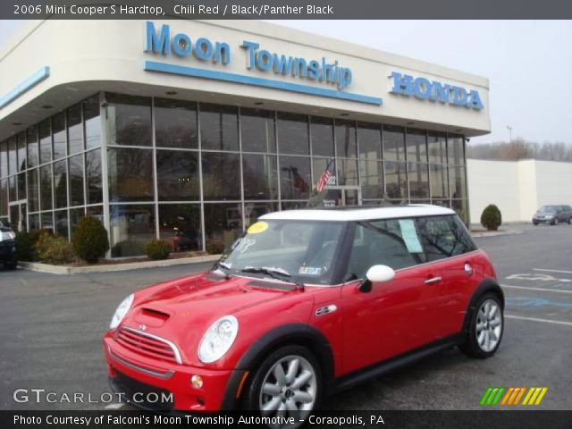 2006 Mini Cooper S Hardtop in Chili Red