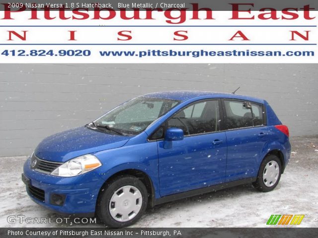 2009 Nissan Versa 1.8 S Hatchback in Blue Metallic