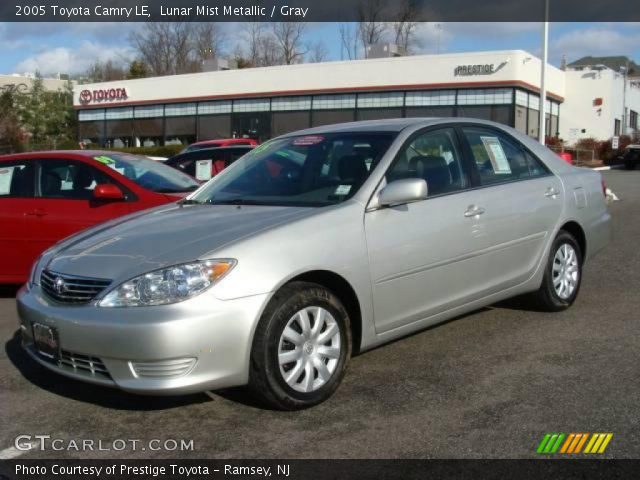 2005 Toyota Camry LE in Lunar Mist Metallic