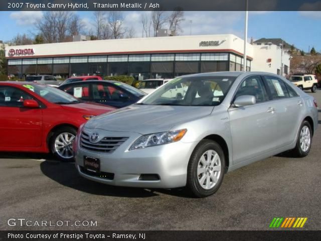 2007 Toyota Camry Hybrid in Titanium Metallic