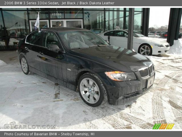 2006 BMW 3 Series 330xi Sedan in Jet Black