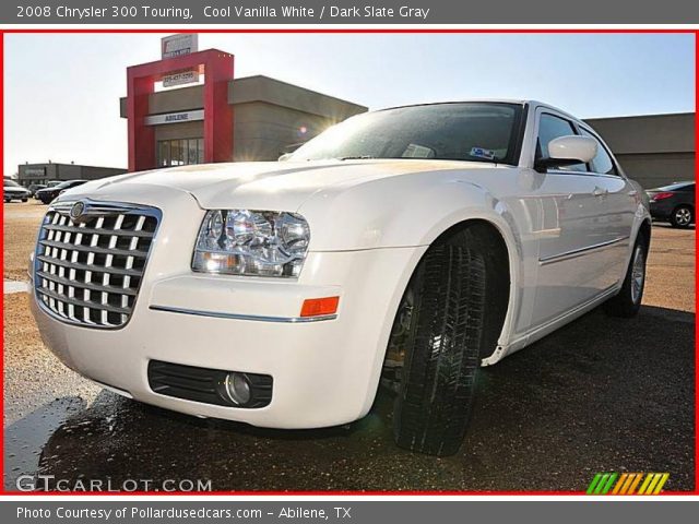 2008 Chrysler 300 Touring in Cool Vanilla White