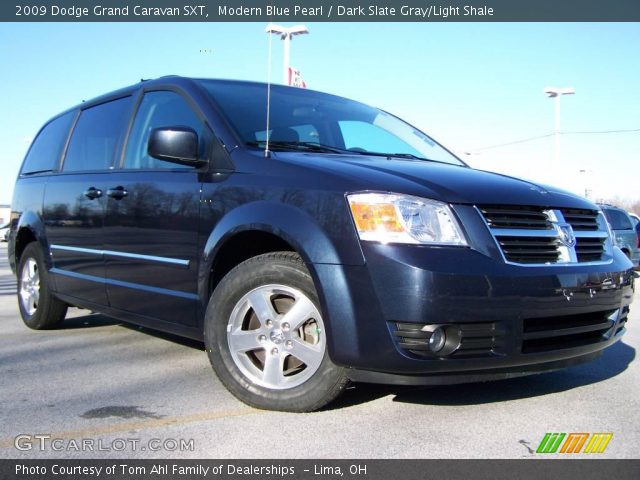 2009 Dodge Grand Caravan SXT in Modern Blue Pearl