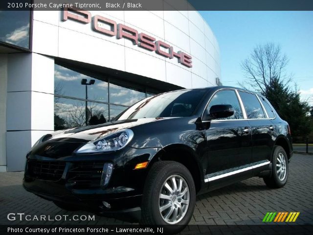 2010 Porsche Cayenne Tiptronic in Black