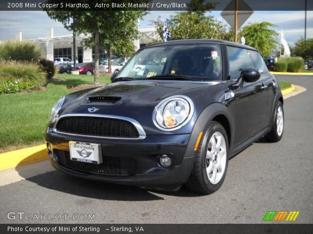 2008 Mini Cooper S Hardtop in Astro Black Metallic