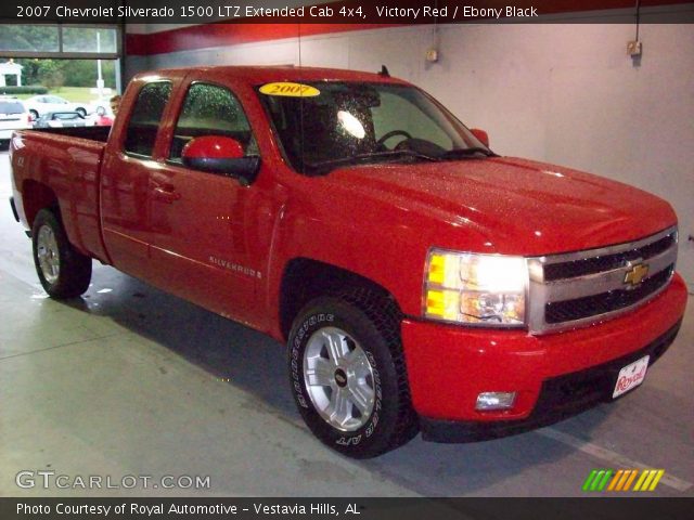 2007 Chevrolet Silverado 1500 LTZ Extended Cab 4x4 in Victory Red