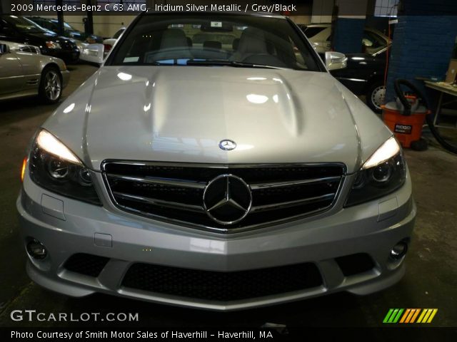 2009 Mercedes-Benz C 63 AMG in Iridium Silver Metallic
