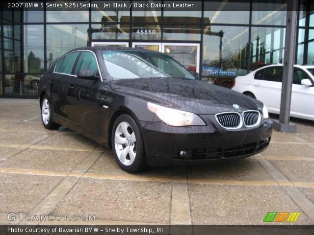2007 BMW 5 Series 525i Sedan in Jet Black