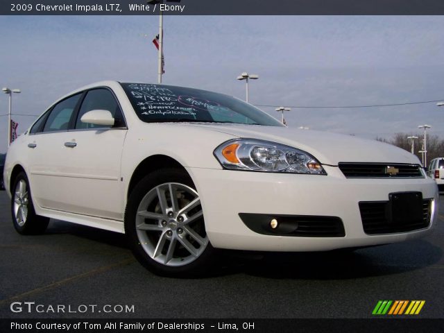 2009 Chevrolet Impala LTZ in White